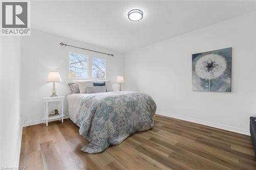 3096 Palmer Drive, Burlington, ON - Indoor Photo Showing Bedroom