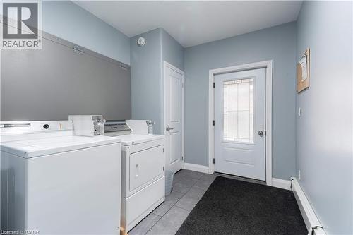 152 Sanford Avenue S, Hamilton, ON - Indoor Photo Showing Laundry Room