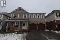 17 STOWE Terrace  Brantford, ON N3T 6P4