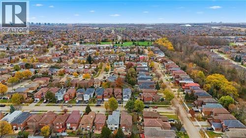 Aerial overview of property's location with nearby suburban area - 3372 Bobwhite Mews, Mississauga, ON 