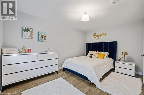4040 Stadelbauer Drive, Beamsville, ON - Indoor Photo Showing Bedroom
