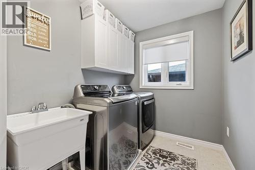 4040 Stadelbauer Drive, Beamsville, ON - Indoor Photo Showing Laundry Room