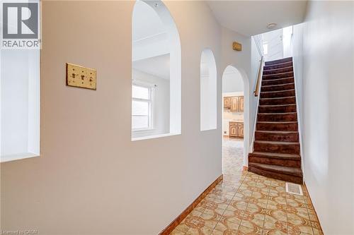 53 Sherman Avenue N, Hamilton, ON - Indoor Photo Showing Other Room
