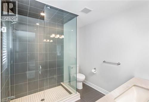 7 Windsor Circle, Niagara-On-The-Lake, ON - Indoor Photo Showing Bathroom