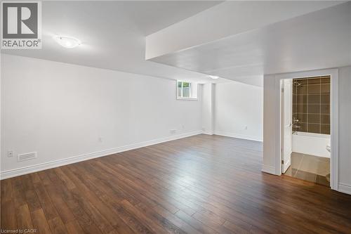 7 Windsor Circle, Niagara-On-The-Lake, ON - Indoor Photo Showing Other Room