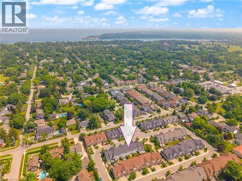 7 Windsor Circle, Niagara-On-The-Lake, ON - Outdoor With View