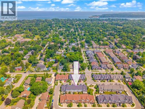 7 Windsor Circle, Niagara-On-The-Lake, ON - Outdoor With View