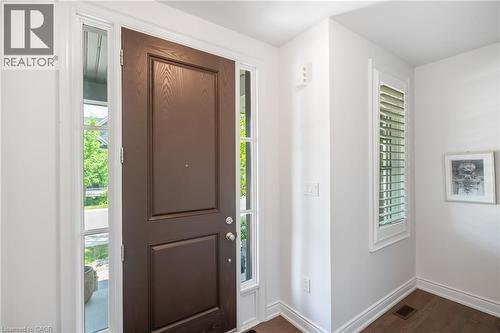 7 Windsor Circle, Niagara-On-The-Lake, ON - Indoor Photo Showing Other Room