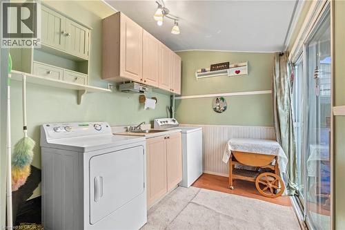 46 Adeline Avenue, Hamilton, ON - Indoor Photo Showing Laundry Room