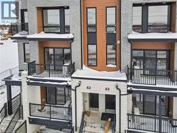 525 ERINBROOK Drive Unit# C062  Kitchener, ON N2E 3M8