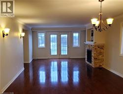 520 SILKEN LAUAMNN Drive  Newmarket, ON L3X 2S7