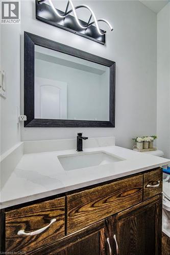 617 Thorndale Drive, Waterloo, ON - Indoor Photo Showing Bathroom