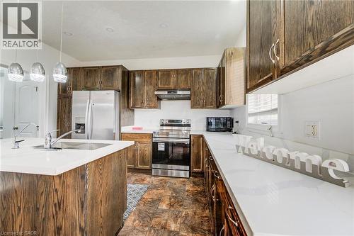 617 Thorndale Drive, Waterloo, ON - Indoor Photo Showing Kitchen With Double Sink