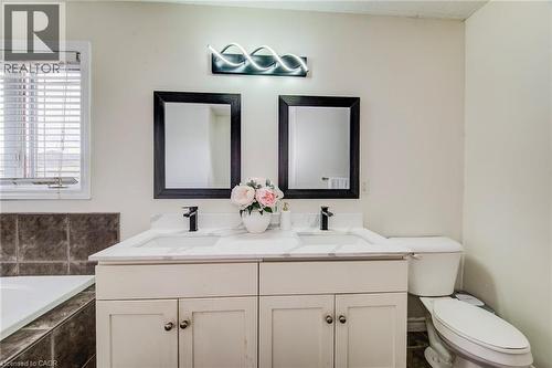 617 Thorndale Drive, Waterloo, ON - Indoor Photo Showing Bathroom