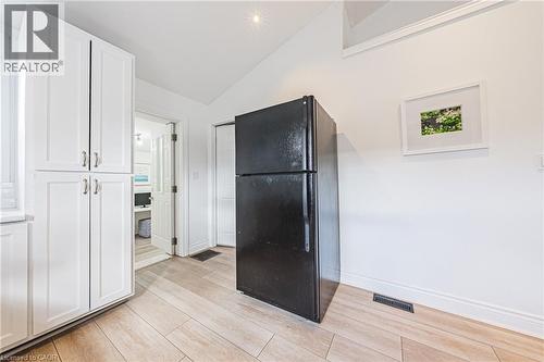 258 West 19Th Street, Hamilton, ON - Indoor Photo Showing Other Room