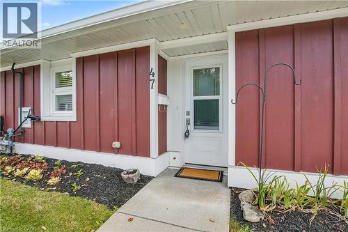 47 Szollosy Circle, Hamilton, ON - Outdoor With Exterior