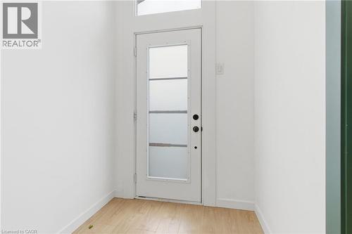 273 Robert Street, Hamilton, ON - Indoor Photo Showing Other Room