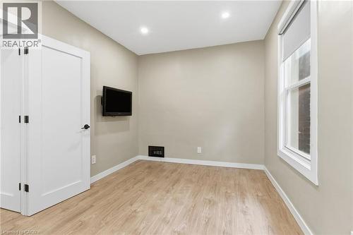 273 Robert Street, Hamilton, ON - Indoor Photo Showing Other Room