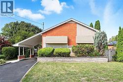 23 PERCY Court  Hamilton, ON L8T 1W7