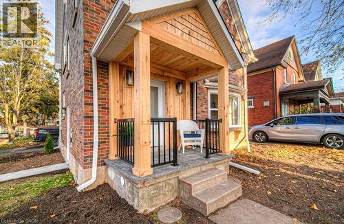 30 Dunbar Road S, Waterloo, ON - Outdoor
