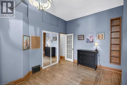 282 Main Street W, Hamilton, ON - Indoor