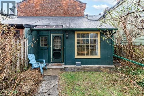 282 Main Street W, Hamilton, ON - Outdoor