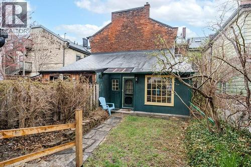 282 Main Street W, Hamilton, ON - Outdoor