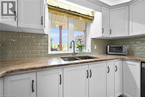 390 Mountain Road, Grimsby, ON - Indoor Photo Showing Kitchen With Double Sink