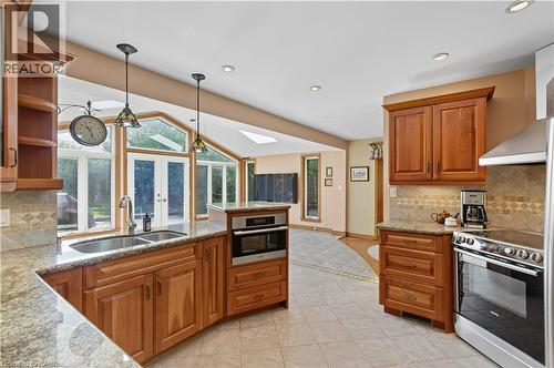 33 Goldfinch Road, Hamilton, ON - Indoor Photo Showing Kitchen With Double Sink