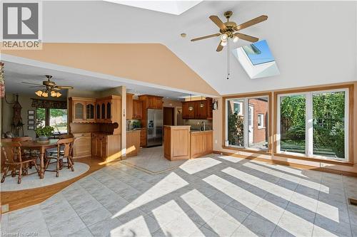 33 Goldfinch Road, Hamilton, ON - Indoor