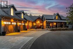 4 BUCKINGHAM Boulevard  Collingwood, ON L9Y 3Y9