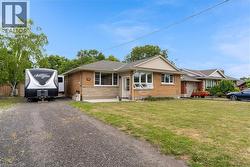 5073 CHARLES Street  Beamsville, ON L3J 0K5