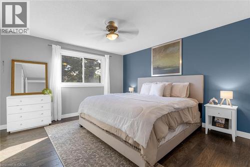 1500 Riley Avenue, Burlington, ON - Indoor Photo Showing Bedroom