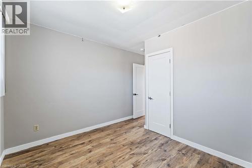 90 Rainbow Drive, Hamilton, ON - Indoor Photo Showing Other Room