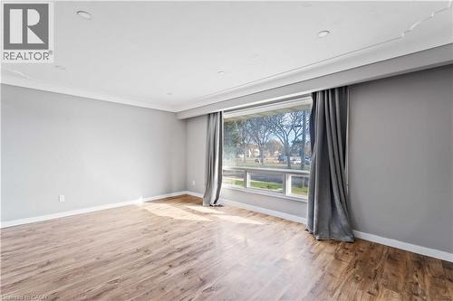 90 Rainbow Drive, Hamilton, ON - Indoor Photo Showing Other Room