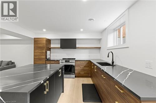637 Buffalo Road, Fort Erie, ON - Indoor Photo Showing Kitchen