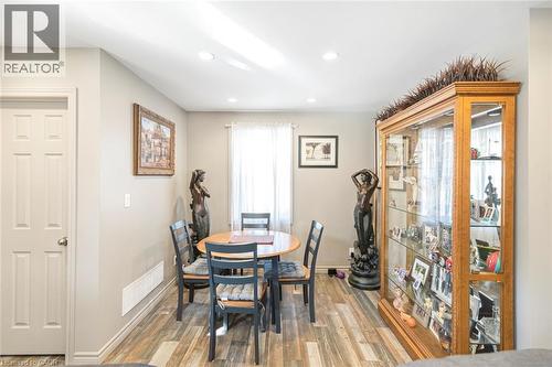 199 Kimberly Drive, Hamilton, ON - Indoor Photo Showing Dining Room
