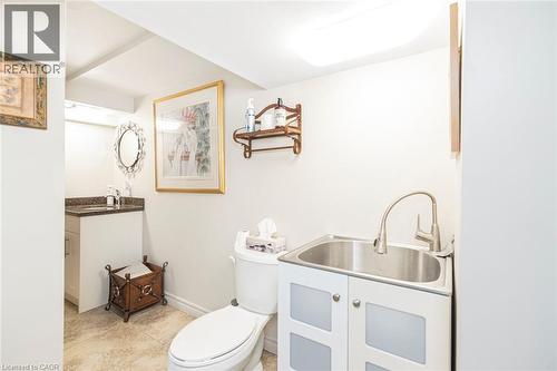 199 Kimberly Drive, Hamilton, ON - Indoor Photo Showing Bathroom