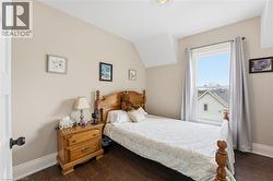 Main house - Bedroom 2 - 