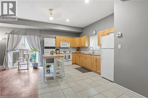 Apartment A - Kitchen - 26 Terrace Hill Street, Brantford, ON - Indoor Photo Showing Kitchen