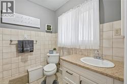 Apartment A - Full bathroom. 4 pc - 