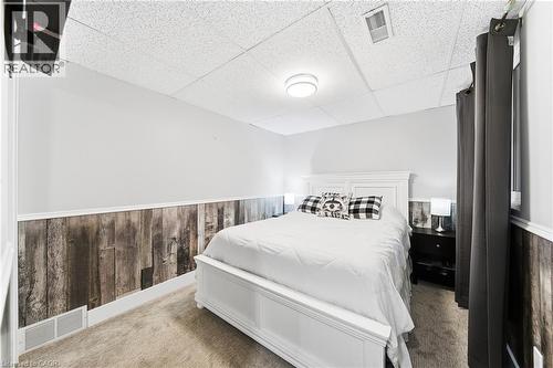 23 Stonegate Drive, Kitchener, ON - Indoor Photo Showing Bedroom