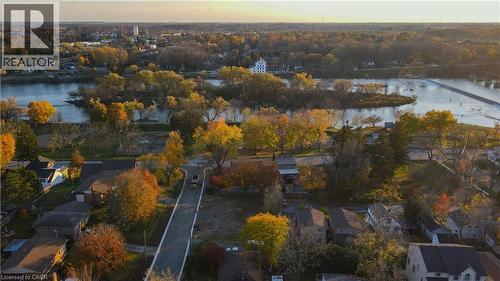 29 Inverness Street, Caledonia, ON 