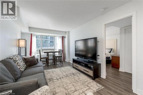 20 BLUE JAYS Way Unit# 517 , Toronto, Ontario M5V 3W6 5