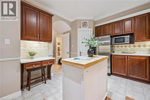 317 Winterburg Court, Waterloo, ON - Indoor Photo Showing Kitchen