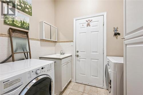317 Winterburg Court, Waterloo, ON - Indoor Photo Showing Laundry Room