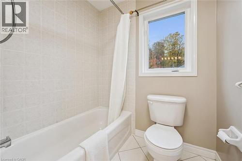 317 Winterburg Court, Waterloo, ON - Indoor Photo Showing Bathroom
