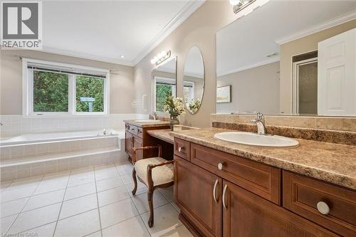 317 Winterburg Court, Waterloo, ON - Indoor Photo Showing Bathroom