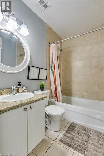 271 Thames Street Unit# 19, Ingersoll, ON - Indoor Photo Showing Bathroom