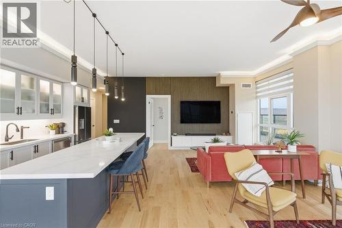 550 North Service Road Unit# 1404, Grimsby, ON - Indoor